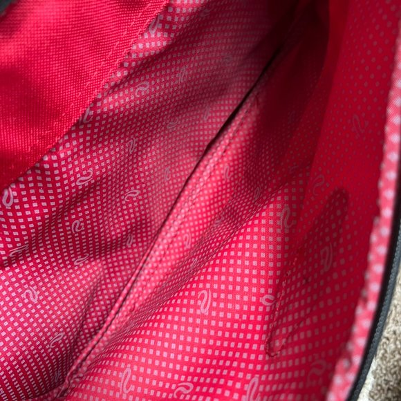 Ricardo Beverly Hills Santa Cruz Red Accessories Bag. - Picture 9 of 10